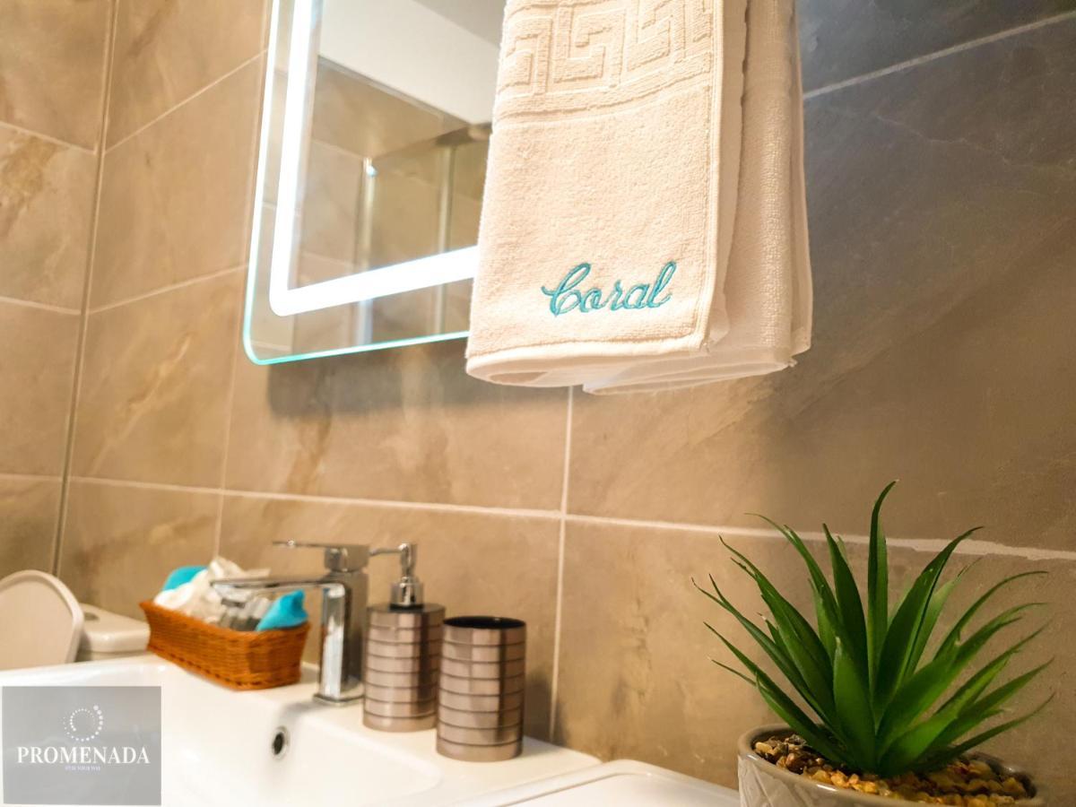 Coral Aparthotel Pool & Spa Mamaia Nord Navodari Dış mekan fotoğraf