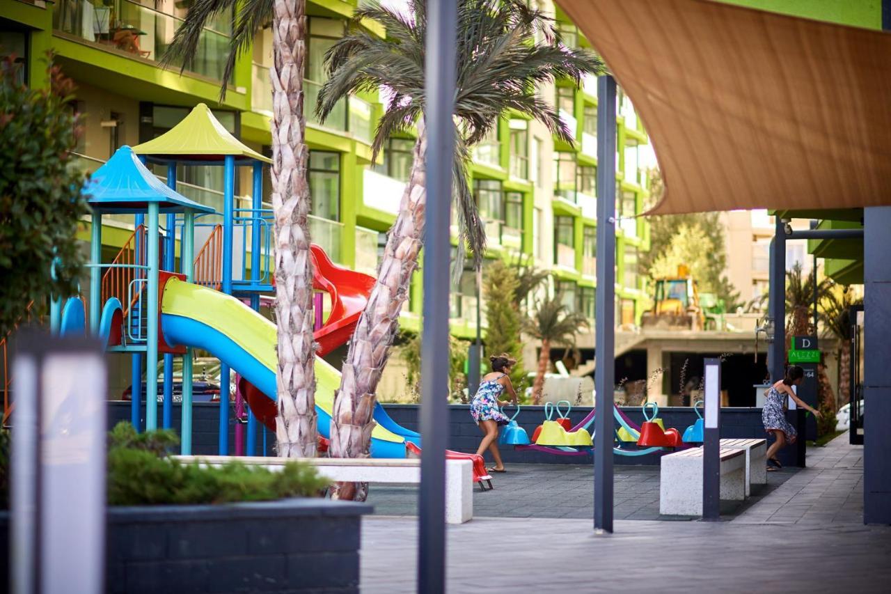 Coral Aparthotel Pool & Spa Mamaia Nord Navodari Dış mekan fotoğraf