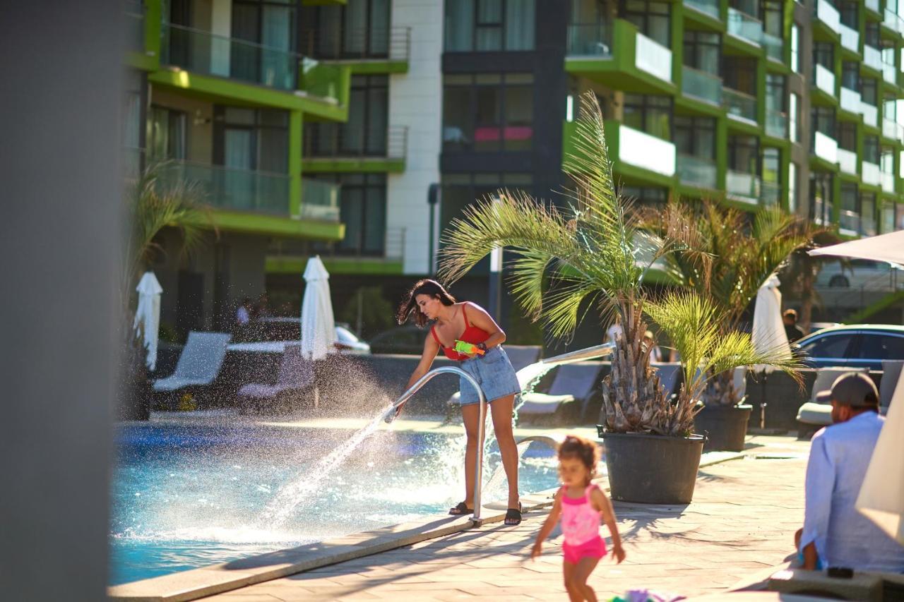Coral Aparthotel Pool & Spa Mamaia Nord Navodari Dış mekan fotoğraf